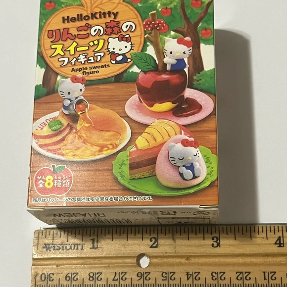 Hello Kitty 2017 Apple Sweets Rement Miniature Figure-Apple Jam - Picture 9 of 10